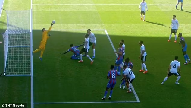 HUGE CONTROVERSY AS CRYSTAL PALACE DENIED GOAL AGAINST LIVERPOOL, EVERYONE IS MAKING THE SAME POINT AFTER SPOTTING VITAL FACTOR IN DECISION