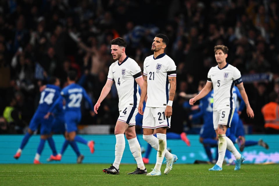 DYSFUNCTIONAL ENGLAND HUMILIATED BY GREECE, ALL OF LEE CARSLEY’S HOPES GONE