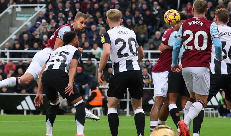 Pundit slams Newcastle £41M star player “nightmare, flop and worst player in the team” after the home loss against West Ham