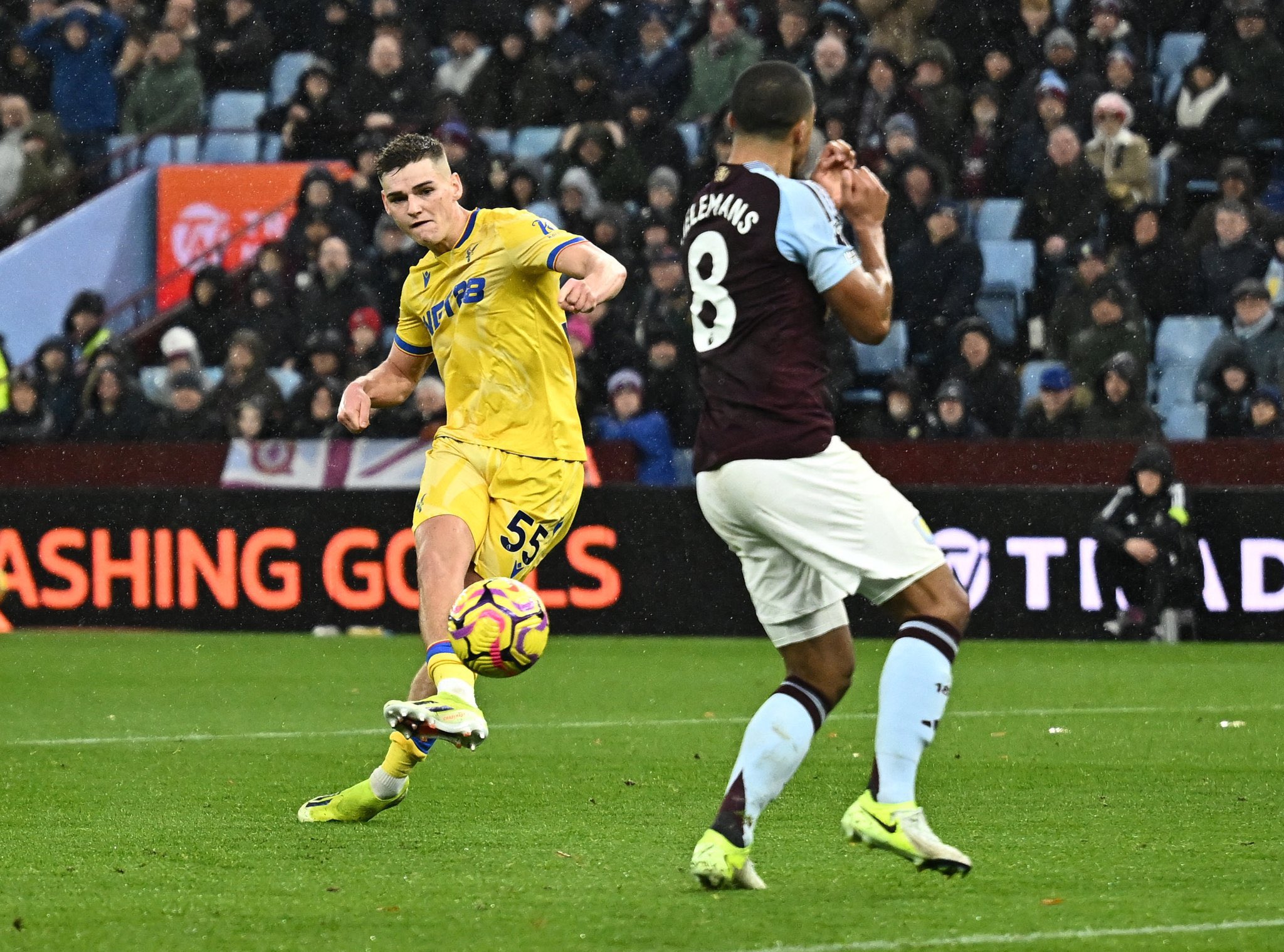 CRYSTAL PALACE GOAL SCORER REVEALS CONVERSATION WITH OLIVER GLASNER AHEAD OF HIS GOAL