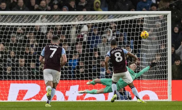 FANS LEFT STUNNED BY ‘STAGGERING’ DECISION IN ASTON VILLA VS CRYSTAL PALACE