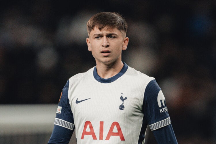 Ange Postecoglou delivers bad news on Mikey Moore virus at Spurs