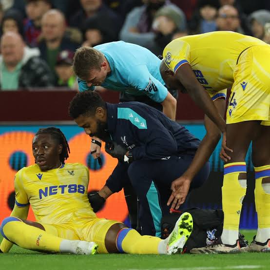 WHAT EZE EBERECHI TOLD HIS TEAMMATE AFTER COMING OFF AGAINST ASTON VILLA GAME WILL BE MAJOR CONCERN FOR CRYSTAL PALACE FANS