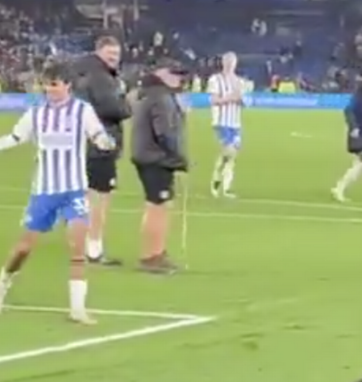 CELTIC FANS ‘GREETIN’ AT MATT O’REILLY’S  BOTCHED BRIGHTON CELEBRATION