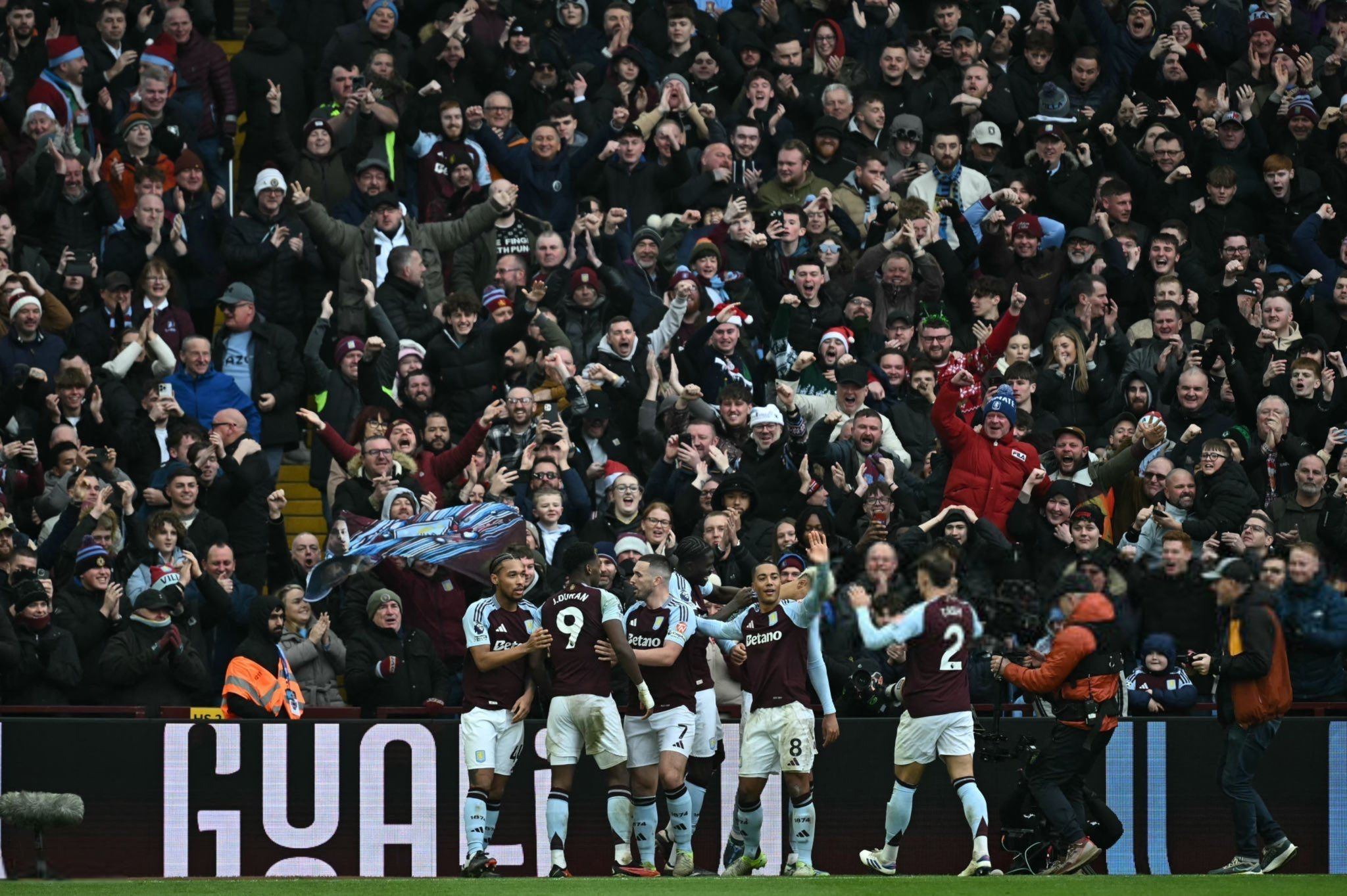 MICHAEL OWEN DELIVERED A STUNNING SOCIAL MEDIA RANT DIRECTED AT ASTON VILLA FANS AFTER THEIR WIN OVER MANCHESTER CITY