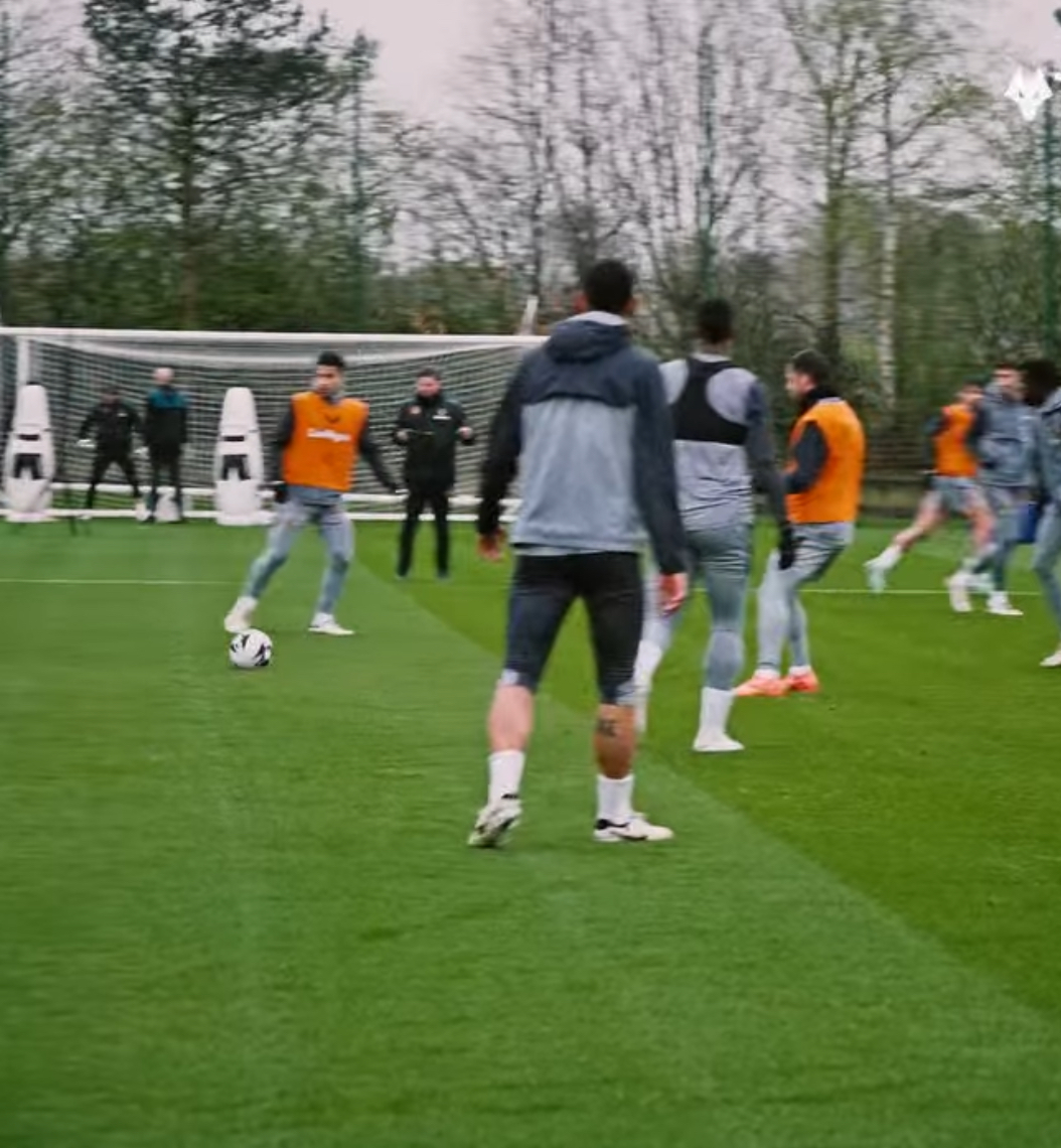 VITOR PEREIRA CAUSES UPROAR AT WOLVES TRAINING CAMP AS ‘SLAP’ JOKE GOES BADLY WRONG, PLAYERS HAD TO STEP IN