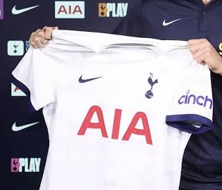 TOTTENHAM HOTSPUR JUST ANNOUNCED THE SIGNING OF 27-YEARS-OLD PL STRIKER AND THEIR INTERNET JUST CRASHED