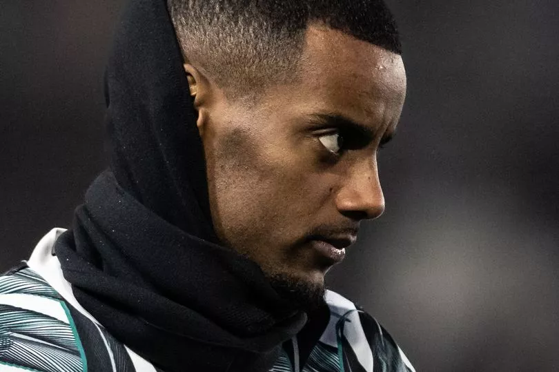 ALEXANDER ISAK’S REACTION SAYS IT ALL AFTER NEWCASTLE DECISION AS EDDIE HOWE HAS A NEW DILEMMA NOW