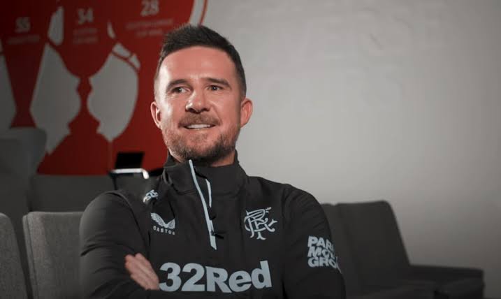 SCOTTISH MEDIA MAKE THEIR FEELINGS CLEAR ON BARRY FERGUSON START AS RANGERS MANAGER