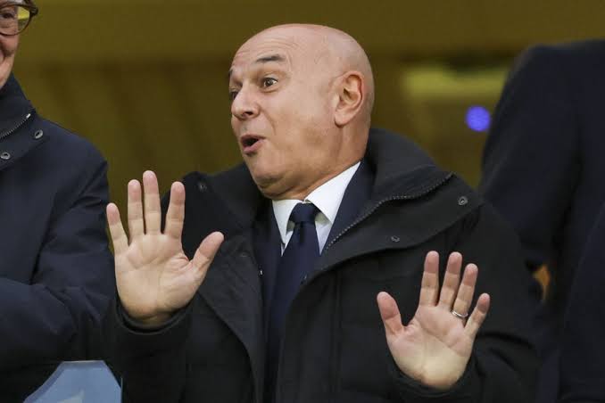 EXCLUSIVE: ONE OF THE BEST COACHES IN EUROPE WANTS TOTTENHAM JOB, HE IS BEEN SPOTTED IN LONDON TOGETHER WITH DANIEL LEVY