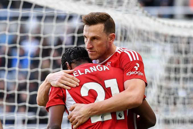 ANTHONY ELANGA SHARES WHAT CHRIS WOOD HAS BEEN DOING THAT FANS DON’T SEE AT NOTTINGHAM FOREST, AND IT SPEAKS VOLUMES