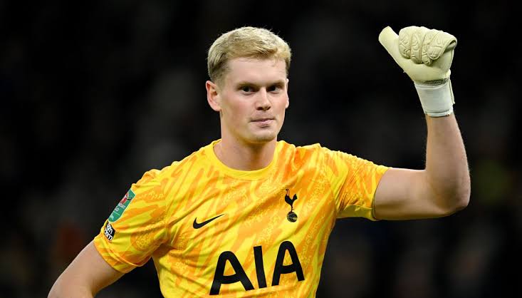 BRANDON AUSTIN TO REPLACE ANTONIN KINSKY’- TOTTENHAM FANS REACT TO KEEPER CHANGE