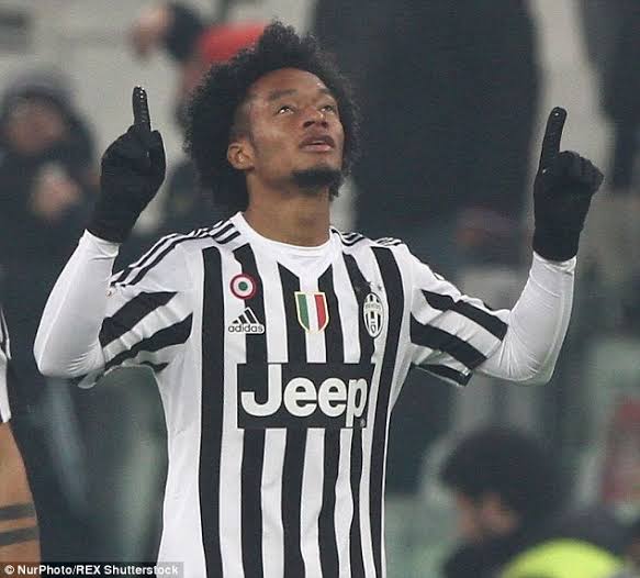 Juan Cuadrado risponde in tre parole alla domanda se tornerà mai alla Juventus