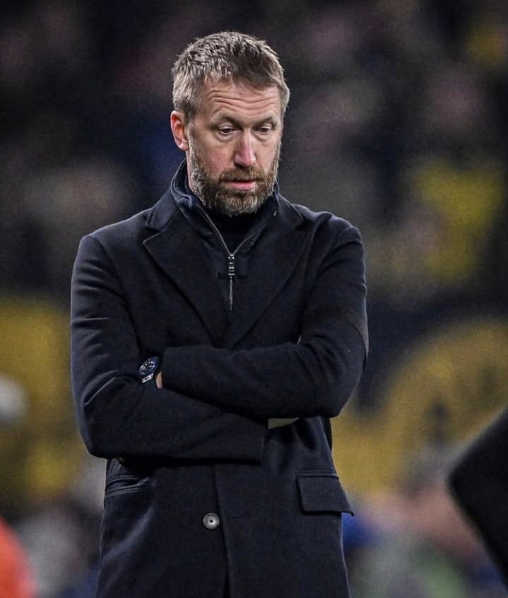 WEST HAM FANS ARE UNHAPPY WITH THE PLAYER AND WANT THE CLUB TO AVOID OFFERING HIM A NEW CONTRACT AFTER WHAT GRAHAM POTTER HAS DONE IN RECENT WEEKS.