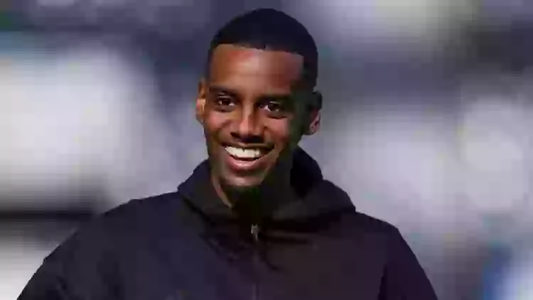 Shock club could sign Alexander Isak from out of nowhere and offer THREE players in outrageous swap deal